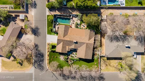 3647 Elm St, Phoenix, AZ 85018 photo 31