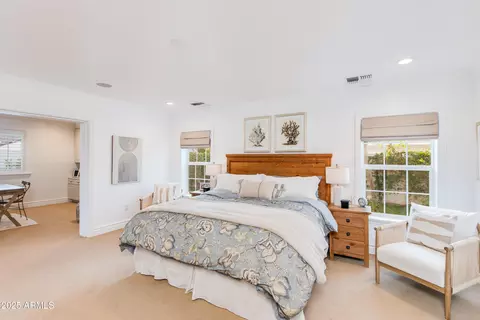 3647 Elm St, Phoenix, AZ 85018 photo 13
