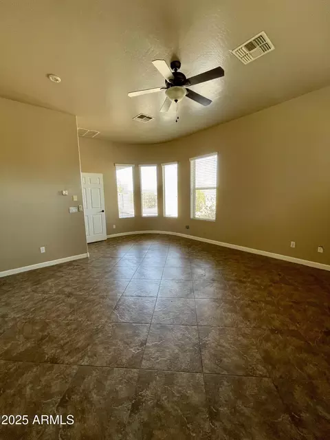Living - 2206 W Eagle Feather Rd, Phoenix, AZ 85085 photo 4 of 5