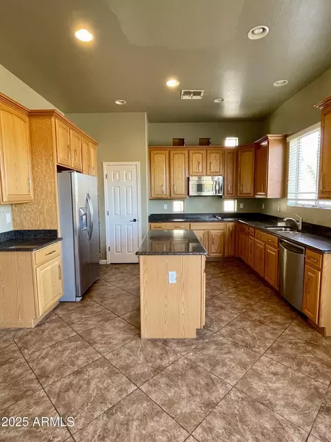Kitchen - 2206 W Eagle Feather Rd, Phoenix, AZ 85085 photo 1 of 4