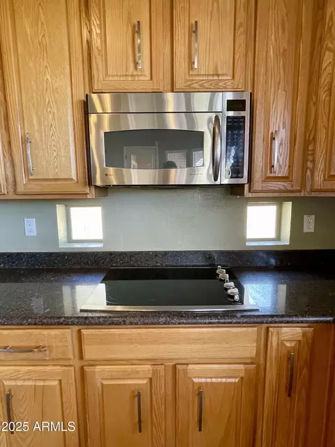 Kitchen - 2206 W Eagle Feather Rd, Phoenix, AZ 85085 photo 3 of 4