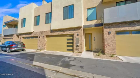 901 S Smith Rd #1013, Tempe, AZ 85281