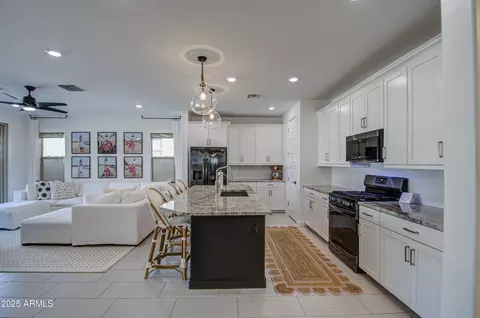 9818 E Talon Ave, Mesa, AZ 85212 photo 14