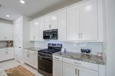 9818 E Talon Ave, Mesa, AZ 85212 photo 13