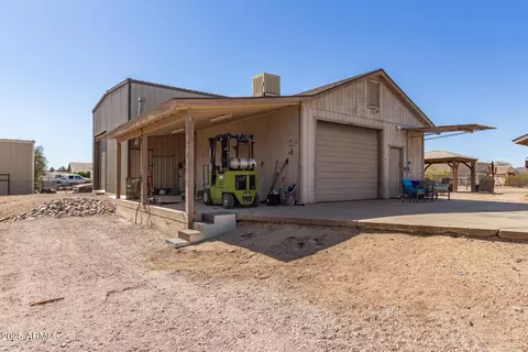 Exterior - 36249 N 7th St, Phoenix, AZ 85086 photo 4 of 8