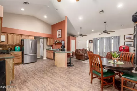 Kitchen - 36249 N 7th St, Phoenix, AZ 85086 photo 1 of 2
