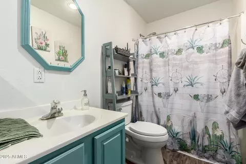 Bath - 36249 N 7th St, Phoenix, AZ 85086 photo 2 of 2