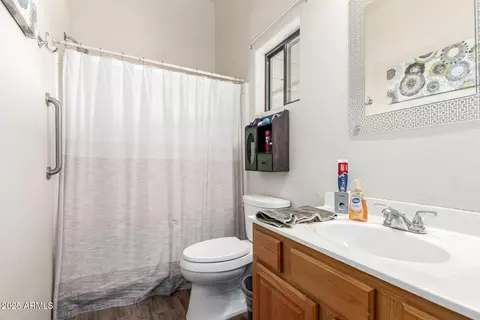 Bath - 36249 N 7th St, Phoenix, AZ 85086 photo 1 of 2