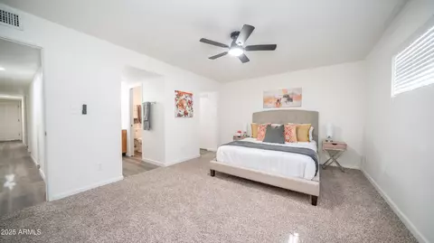 7928 N 46th Ave, Glendale, AZ 85301