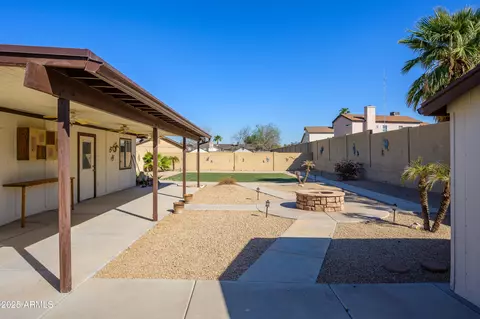 7335 W Mission Ln, Peoria, AZ 85345