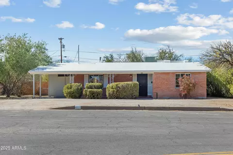 466 S Stratford Dr, Tucson, AZ 85716