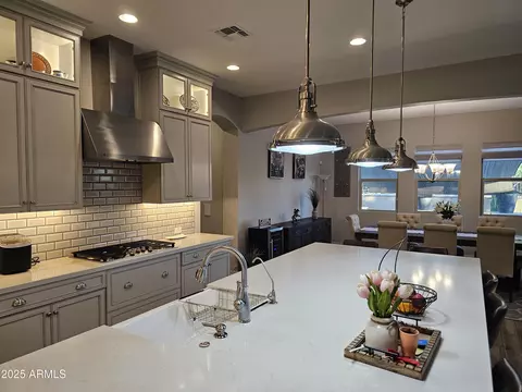 Kitchen - 1925 E La Costa Dr, Gilbert, AZ 85298 photo 1 of 7