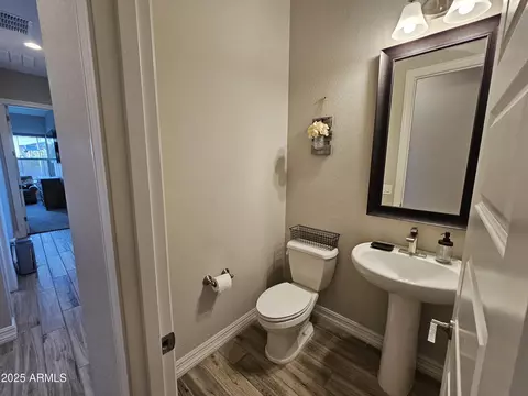 Bath - 1925 E La Costa Dr, Gilbert, AZ 85298 photo 1 of 9