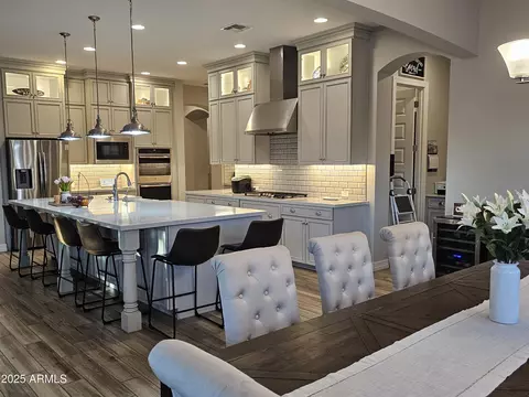 Kitchen - 1925 E La Costa Dr, Gilbert, AZ 85298 photo 6 of 7
