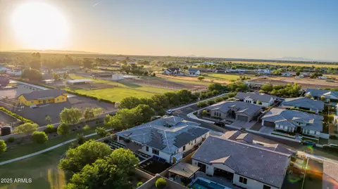 View/Area - 1925 E La Costa Dr, Gilbert, AZ 85298 photo 12 of 15