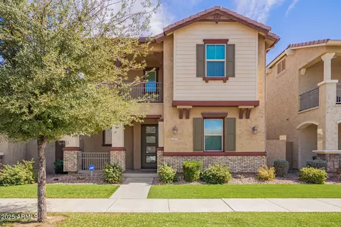 2055 S Wallrade Ln, Gilbert, AZ 85295