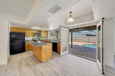 13633 N 40th Dr, Phoenix, AZ 85029 photo 21