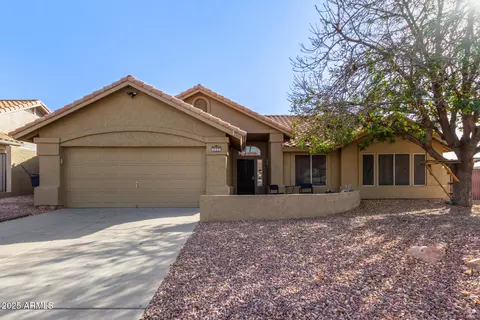 6551 E Quartz St, Mesa, AZ 85215