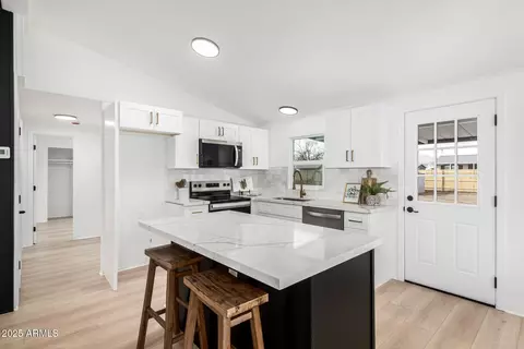 2452 W Shiprock St, Apache Junction, AZ 85120 photo 8