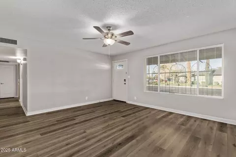 12211 N 25th Ave, Phoenix, AZ 85029 photo 9