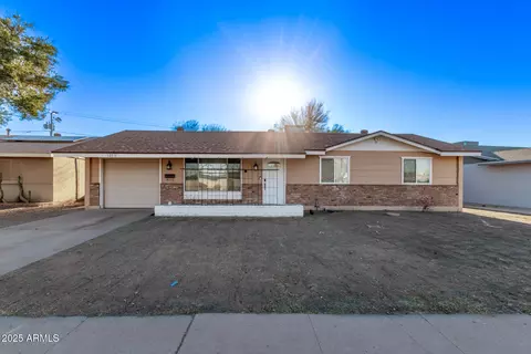 12211 N 25th Ave, Phoenix, AZ 85029 photo 2