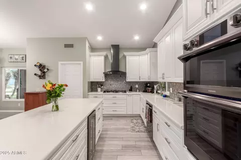 950 W Cooley Dr, Gilbert, AZ 85233 photo 23