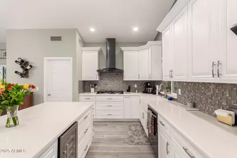 950 W Cooley Dr, Gilbert, AZ 85233 photo 24
