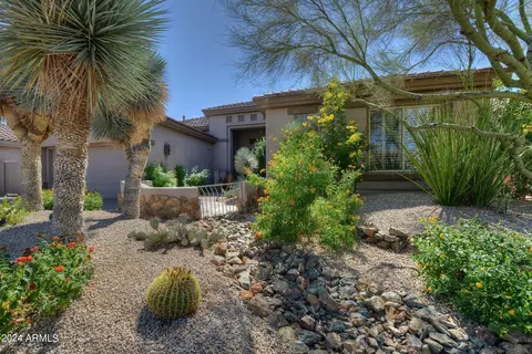 9671 E Cavalry Dr, Scottsdale, AZ 85262