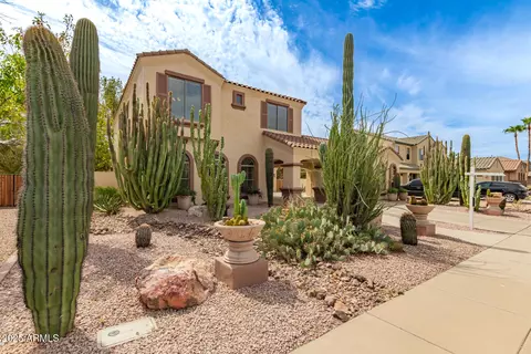 3807 E Latham Ct, Gilbert, AZ 85297 photo 2