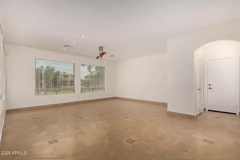 3807 E Latham Ct, Gilbert, AZ 85297 photo 5