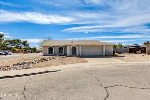 16638 N Landis Ln, Glendale, AZ 85306
