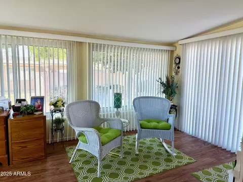 10323 W Deanne Dr, Sun City, AZ 85351