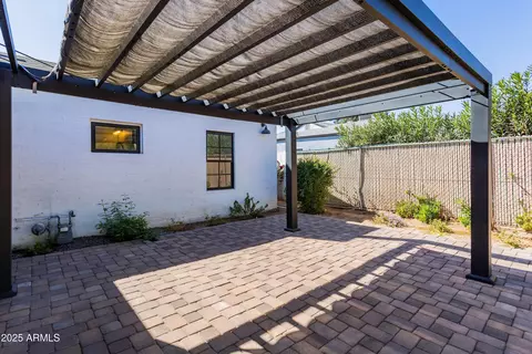 Exterior - 406 W Coolidge St, Phoenix, AZ 85013 photo 9 of 9