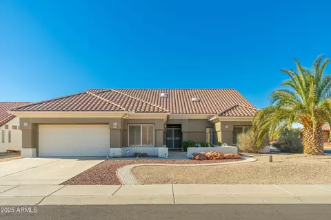 15727 W White Horse Dr, Sun City West, AZ 85375
