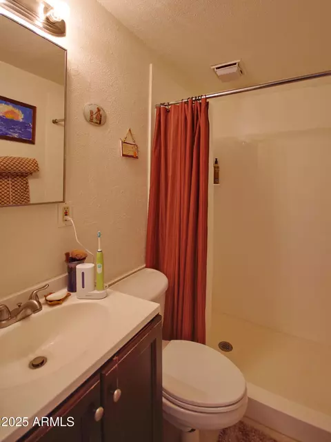 Bath - 202 E Frontier St, Payson, AZ 85541 photo 1 of 2