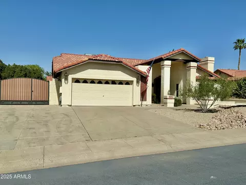 1046 E Le Marche Ave, Phoenix, AZ 85022 photo 3