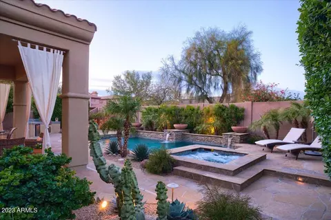 Exterior - 3634 E Sands Dr, Phoenix, AZ 85050 photo 12 of 13