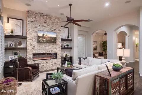 Living - 3634 E Sands Dr, Phoenix, AZ 85050 photo 3 of 3