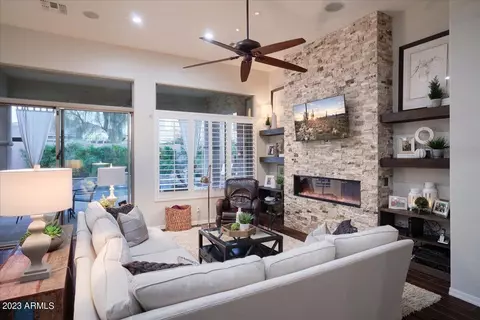 Living - 3634 E Sands Dr, Phoenix, AZ 85050 photo 2 of 3
