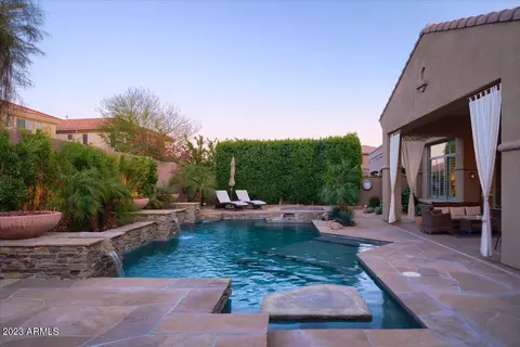 Exterior - 3634 E Sands Dr, Phoenix, AZ 85050 photo 4 of 13