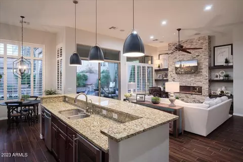 Kitchen - 3634 E Sands Dr, Phoenix, AZ 85050 photo 2 of 3