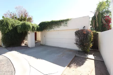 219 W Denton Ln, Phoenix, AZ 85013