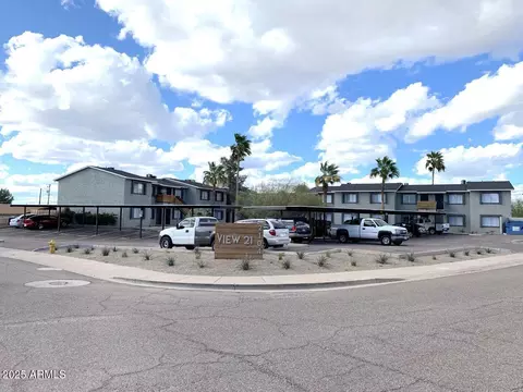 2104 Eugie Ter, Phoenix, AZ 85022