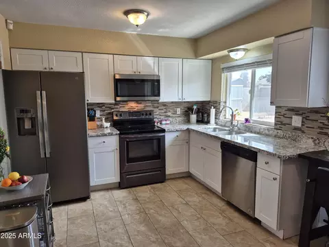 4231 E Roeser Rd, Phoenix, AZ 85040 photo 2