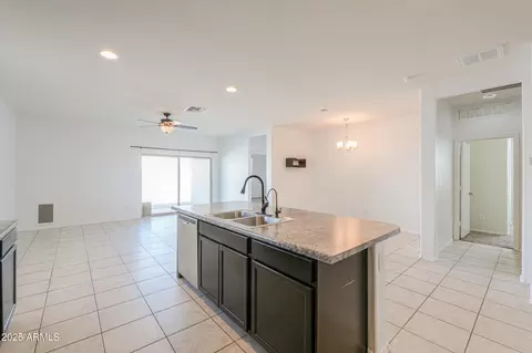 11310 E Wallflower Ln, Florence, AZ 85132 photo 12