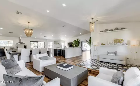 6527 W Bloomfield Rd, Glendale, AZ 85304