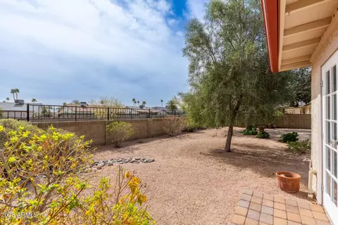 Exterior - 4701 E Walatowa St, Phoenix, AZ 85044 photo 6 of 13