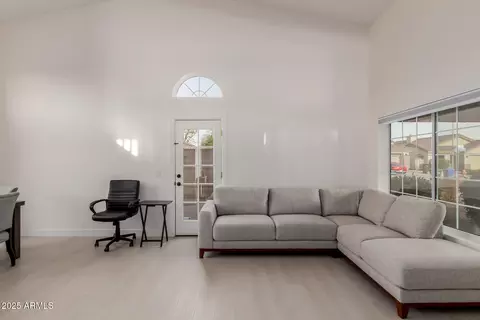 3234 E Marco Polo Rd, Phoenix, AZ 85050 photo 11