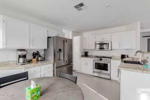 3234 E Marco Polo Rd, Phoenix, AZ 85050 photo 16