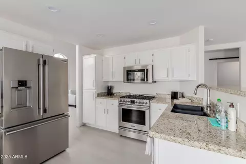 3234 E Marco Polo Rd, Phoenix, AZ 85050 photo 17